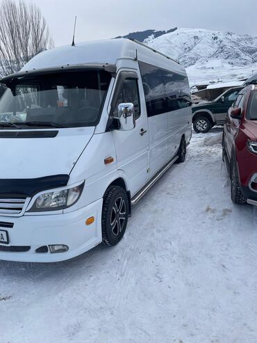 спринтер низкий: Легкий грузовик, Mercedes-Benz, Стандарт, 2 т, Б/у