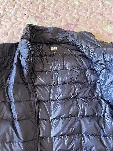 Куртки: Лёгкая пуховая куртка Uniqlo Ultra Light Down, цвет тёмно-синий — 4