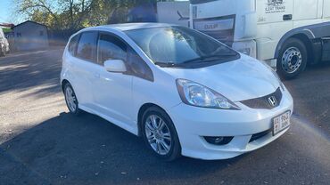 Honda: Honda Fit: 2009 г., 1.5 л, Автомат, Бензин