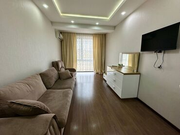 Günlük kirayə mənzillər: 2 otaqlı, Xətai r. r-nu — 5