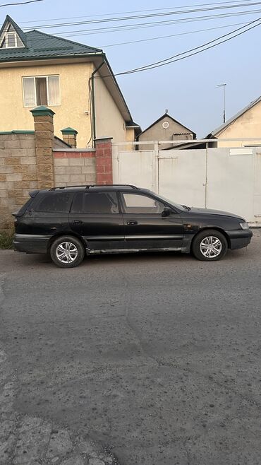 хорошем: Toyota Caldina: 1997 г., 2 л, Автомат, Бензин, Универсал