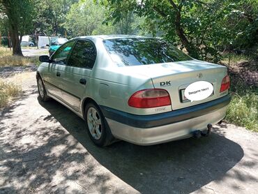 мотор на камри: Toyota Avensis: 2002 г., 1.8 л, Механика, Бензин, Седан