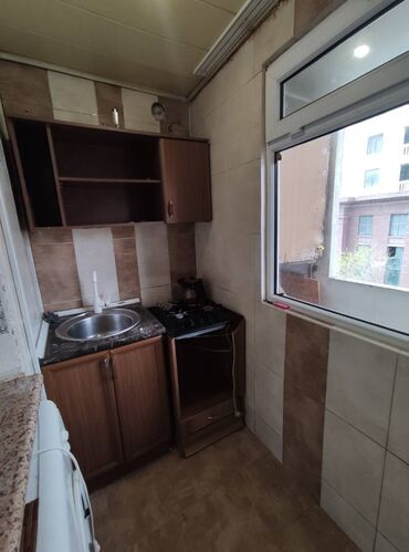 Uzunmüddətli kirayə mənzillər: Yasamal rayonu Əhməd Cəmil küçəsində Elmlər Akademisyası metrosuna 10 -da lalafo.az — 13 Uzunmüddətli kirayə mənzillər: Yasamal rayonu Əhməd Cəmil küçəsində Elmlər Akademisyası metrosuna 10 — 13