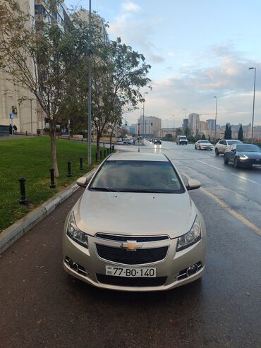 cruze: Chevrolet Cruze: 1.4 l | 2013 il 199000 km Sedan