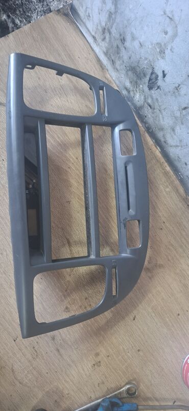 Panellər, şitlər: Məhsul: kia rio 2007 Avtomobil üçün ön panel çərçivəsi və əyləc — 2