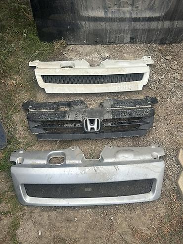 Кузовные детали: Комплект оригинальных запчастей Honda Stepwgn (кузова RF3/RF5/RF7): - — 4