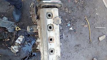 muhərrik yastığı: Toyota rav4 1996 2 muhərrik Avtomobil üçün benzin mühərriki və — 2