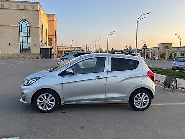 Chevrolet: Chevrolet Spark: 2019 г., 0.1 л, Вариатор, Бензин, Хэтчбэк — 4