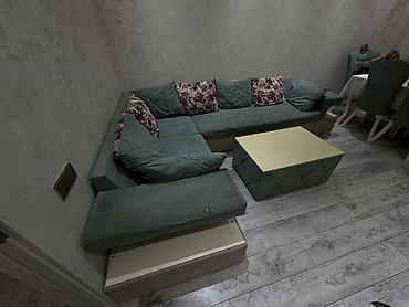 divan uqlavoy: İşlənmiş, Künc divan, Qonaq otağı üçün, Açılan — 4