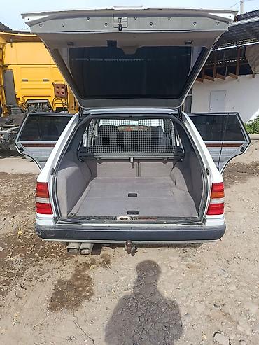 Продажа авто: Mercedes-Benz W124: 1993 г., 2.3 л, Автомат, Бензин, Универсал — 7