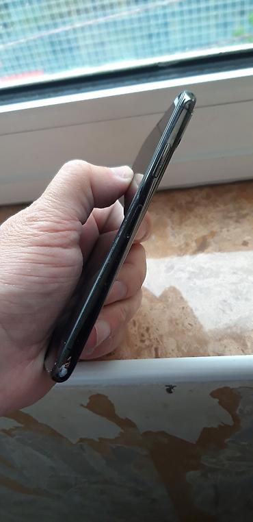 Apple iPhone: IPhone X, Qara, Face ID — 8