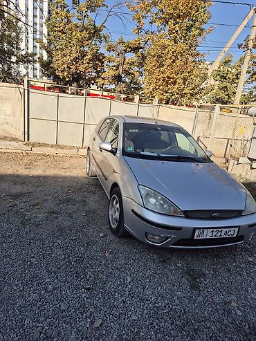мечит: Ford Focus: 2003 г., 1.6 л, Кол менен иштөөчү, Бензин, Хетчбек — 1