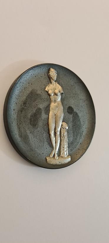 Figure: ★ Prodajem staru statuu (replika naravno)  Miloske Venere, zajedno sa — 11