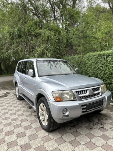 двухместная машина: Mitsubishi Pajero: 2004 г., 3.2 л, Автомат, Дизель, Внедорожник