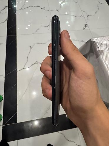 iphone 11 dubai: IPhone 11 Pro, Matte Midnight Green, Face ID — 3