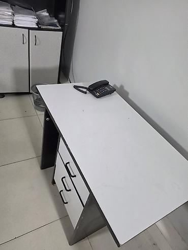 komputer stolustu: Ofis mebeli satılır. sifoner, skaf, 4 yazı masası 400 azn — 4