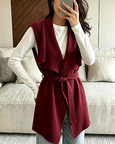 Prsluci: Prsluk: 2.500dinara
S M L XL — 2