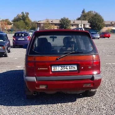 Унаа сатуу: Mitsubishi Space Wagon: 1993 г., 2 л, Кол менен иштөөчү, Бензин, Вэн/Минивэн — 4