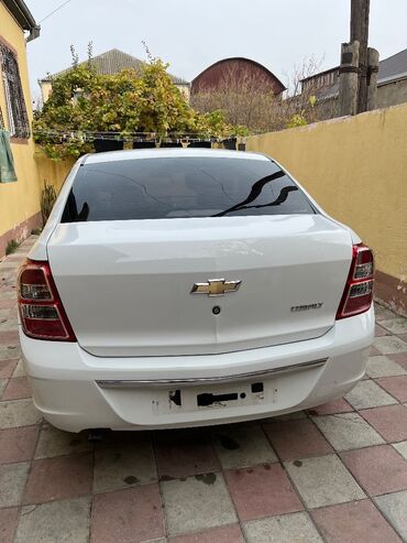 Chevrolet: Chevrolet Cobalt: 1.5 l | 2024 il 82000 km Sedan — 2