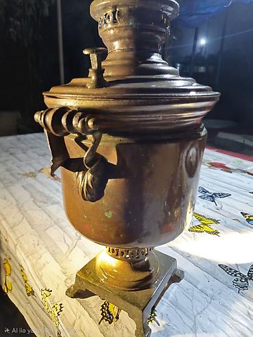 samovar 1870: Qədim samovar, 1889 il, Mis, Vəziyyəti: Qeyri-qənaətbəxş — 1