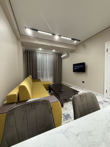 Посуточная аренда квартир: 2 комнаты, Душевая кабина, Постельное белье, Кондиционер — 2