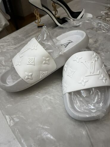 Rəflər: Mətbəx rəfi, Düz — 11