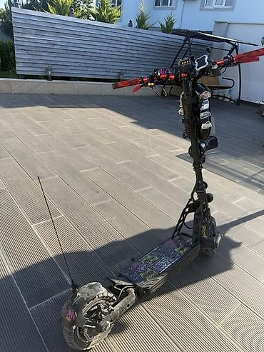 signallar: İşlənmiş Elektrik samokat 10", > 1000 Vt, > 45 km/s, Ünvandan götürmə — 3