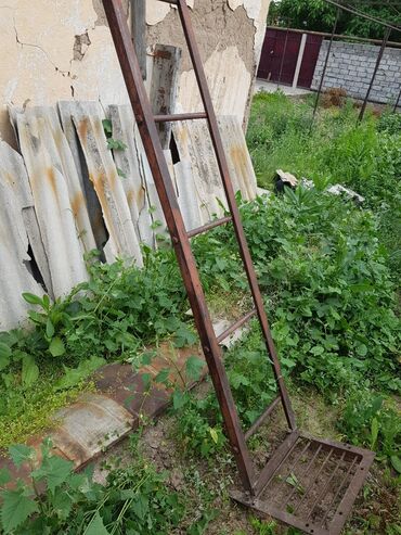 ������������ �� �������������� �������� в Кыргызстан | ДРУГИЕ ТОВАРЫ ДЛЯ ДОМА: Продаётся лестница. Металлическая,разборная. Высота 4 метра