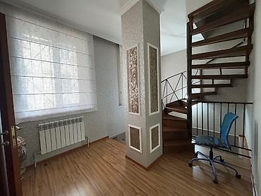 Долгосрочная аренда домов: 200 м², 4 комнаты, Утепленный, Теплый пол, Парковка — 30