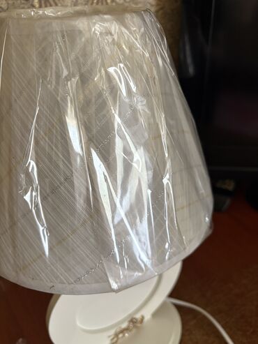 Stol lampaları: Yenidir qəti işlədilməyib altına şəkil qoyulur qoymayada bilərsiz -da lalafo.az — 10 Stol lampaları: Yenidir qəti işlədilməyib altına şəkil qoyulur qoymayada bilərsiz — 10