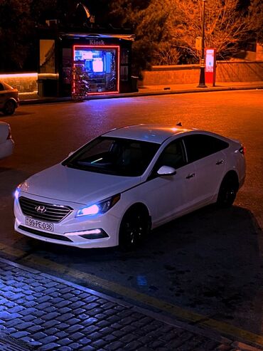 Hyundai Sonata: 1.6 л | 2015 г. Седан