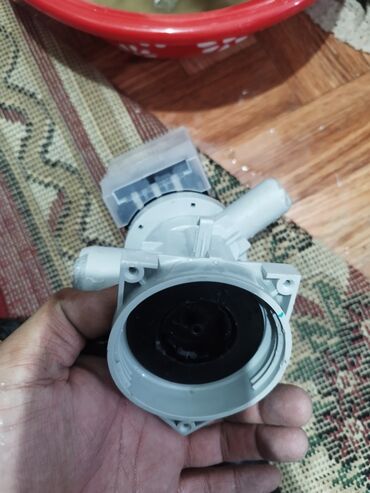 Ремонт стиральных машин: Ремонт холодильников Pемонт стирaльных мaшин Здравcтвуйте! срочный — 4