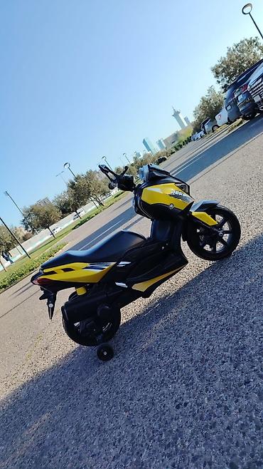 usag masini: Uşaq üçün elektrik skuter-motosiklet - Rəng: sarı/qara idman dizaynı — 2