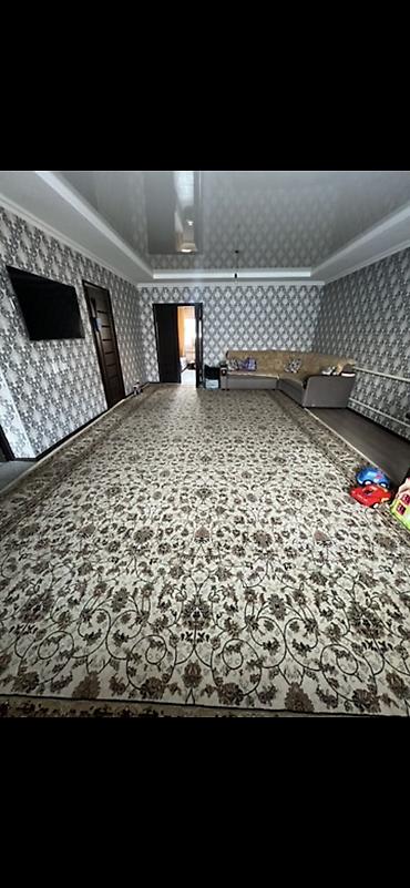часный дом: 4 комнаты, 100 м², 6 соток, Бишкек, Ак-Орго ж/м Собственник — 3