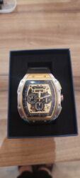 купить мужские часы в баку: Saat çox az istifade edilib qiymət 40 azn