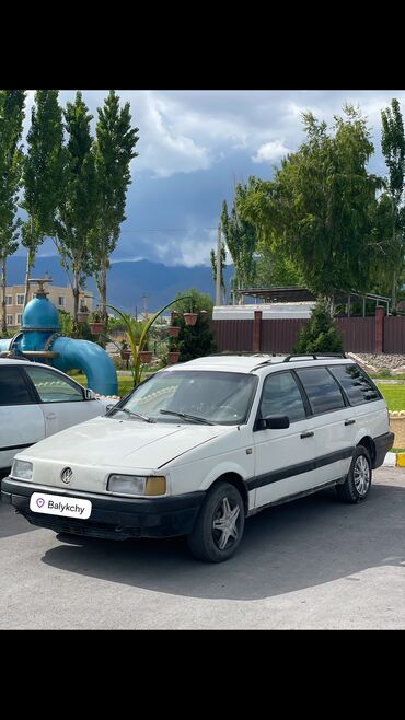 бу автомобиль: Volkswagen Passat: 1988 г., 1.8 л, Механика, Бензин, Универсал