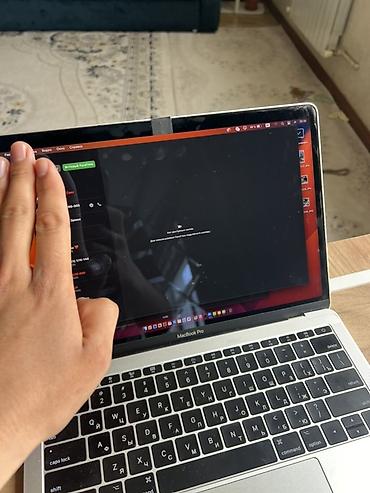 Ноутбуки Apple (MacBook): Apple MacBook Pro 13" (серебристый) - Дисплей: Retina - Клавиатура — 5