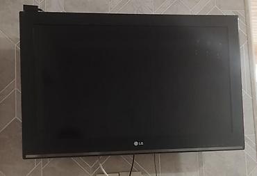 televizor soni: LG televizor - Ekran: təxminən 32–37 düym diaqonal (şəkildən görünən — 1