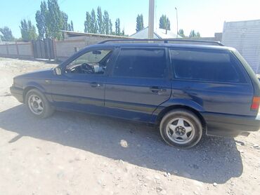 прожектор на машину: Volkswagen Passat Variant (универсал), синий цвет сатылат жылы 1993