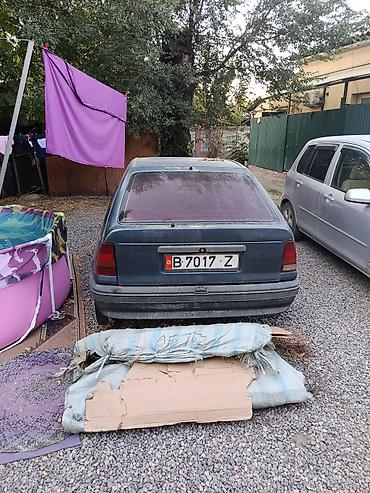 опель кадетт: Opel Kadett: 1985 г., 1.5 л, Механика, Бензин, Хэтчбэк — 3
