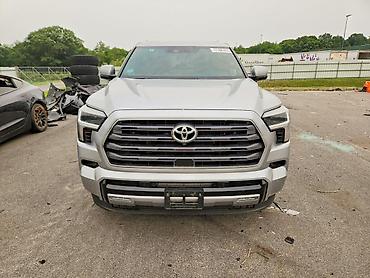 2025: Toyota Sequoia: 2025 г., Гибрид, Внедорожник — 7