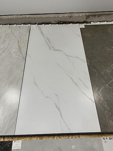 silver kitchen: Керамогранит под мрамор, крупноформатный. - Формат: приблизительно — 1