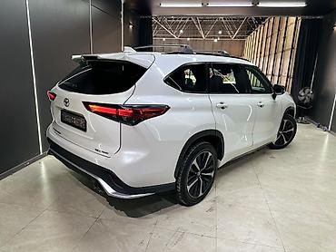 7 местные: Toyota Highlander: 2020 г., 3.5 л, Автомат, Бензин, Кроссовер — 2