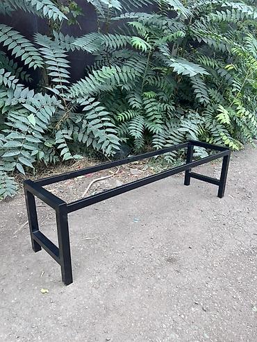 office table: Металлическая мебель из профильной трубы — минимализм и прочность — 4
