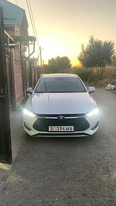 купить китайский мини гелик: BYD Qin: 2020 г., Электромобиль, Седан — 2