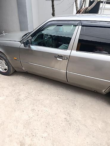 Mercedes-Benz: Mercedes-Benz E-Class: 1990 г., 2 л, Ручные, Бензин — 8