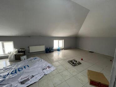 Ofislər: Azadlıq prospektində, Azadlıq metrosuna və Nəsimi metrosuna yaxın — 9