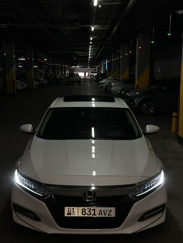 Honda: Honda Accord: 2018 г., 2 л, Робот, Гибрид, Седан