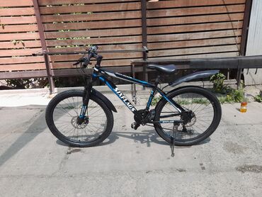 колесо на велосипед: Горный велосипед Sixflags в хорошом состоянии, 26 колёса,17 рама