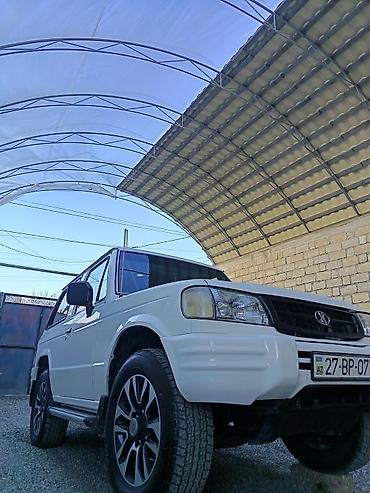 Digər avtomobillər: SUV – 3 qapılı, ağ rəng - Krossover/Geländewagen kuzovu, qısa baza - — 5